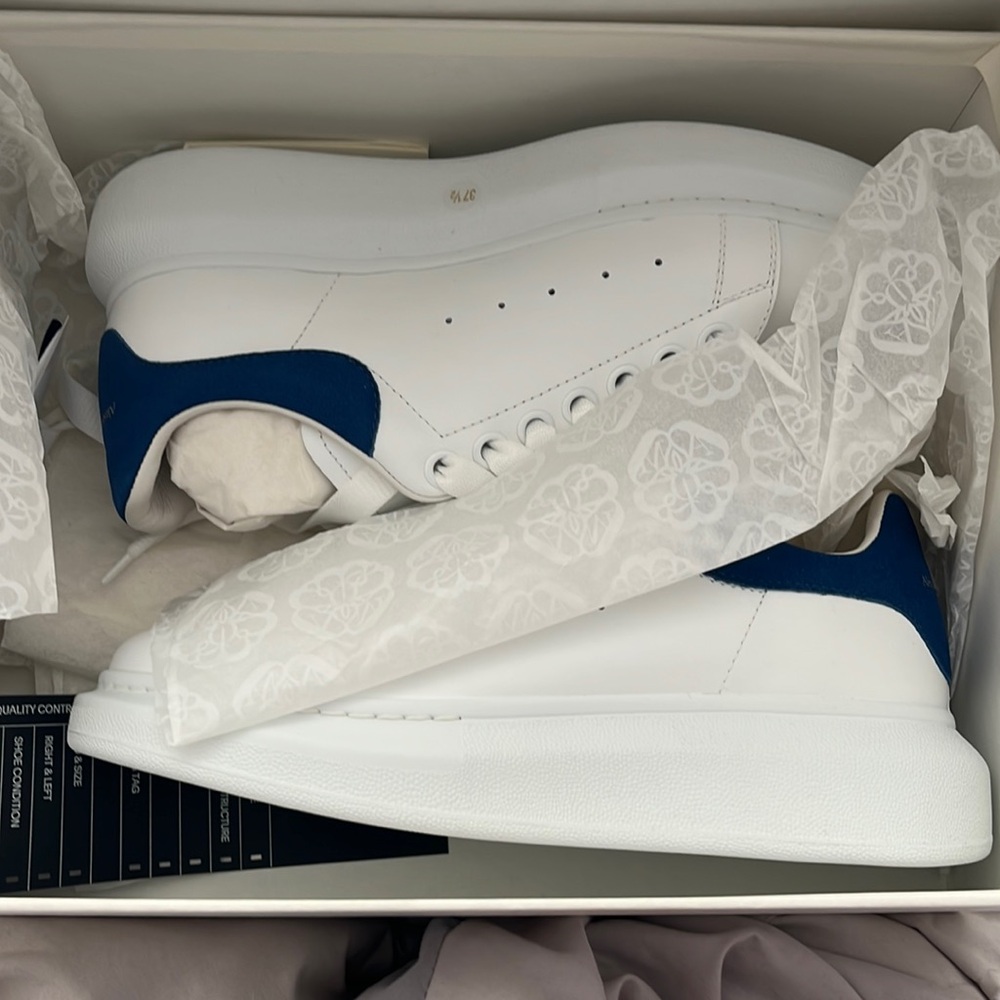 Alexander McQueen Sneaker